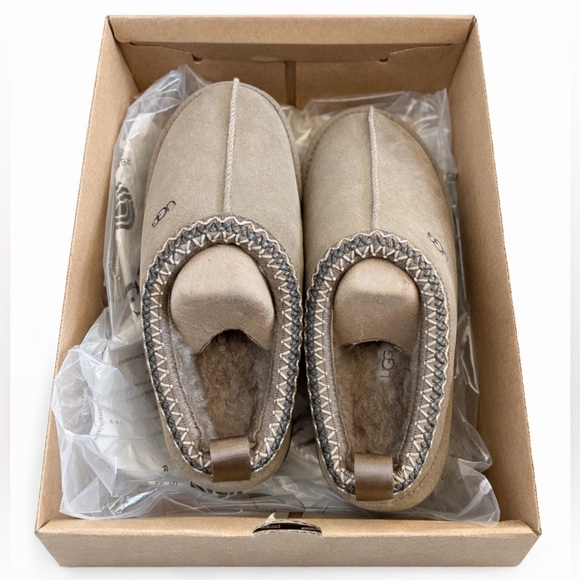 UGG Tazz Platform Slippers in Hickory (NWT/39) - Picture 8 of 8